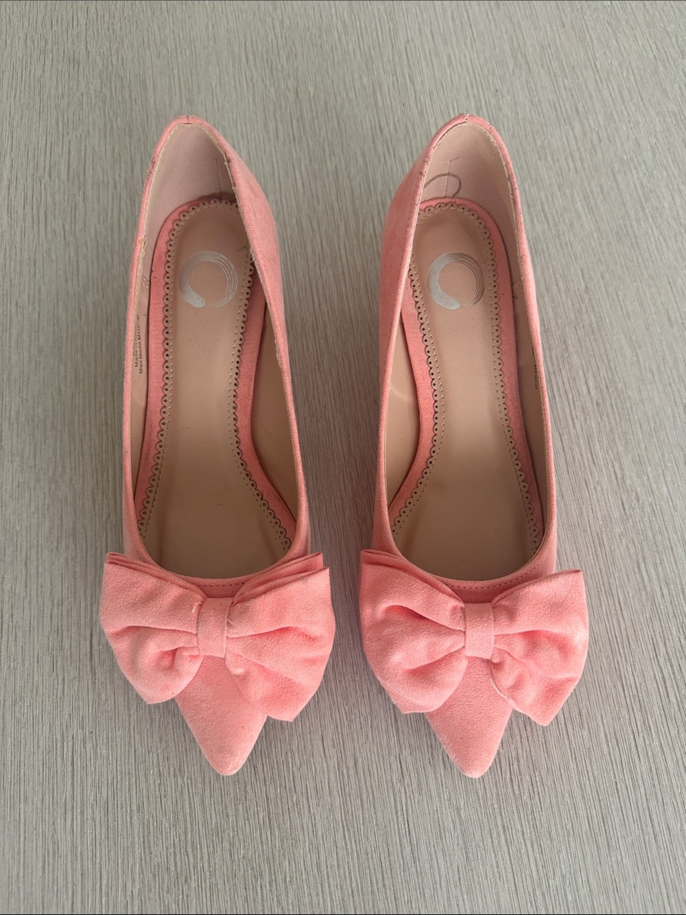 Journee Collection Coral Pink Pointed-Toe Heels with Bow